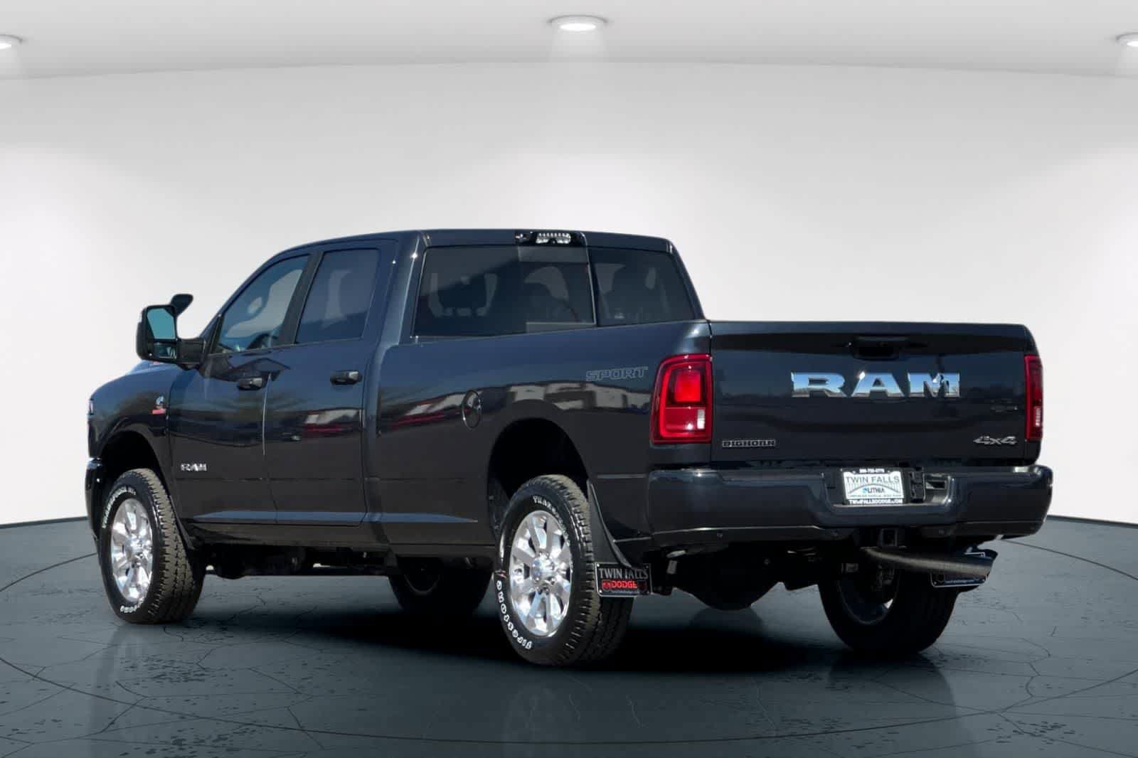 New 2026 RAM 3500 Big Horn AWD/4WD image 8