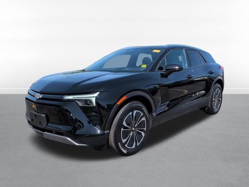 Used 2024 Chevrolet Blazer EV LT AWD/4WD image 9