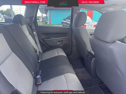 Used 2009 Jeep Grand Cherokee Laredo image 23