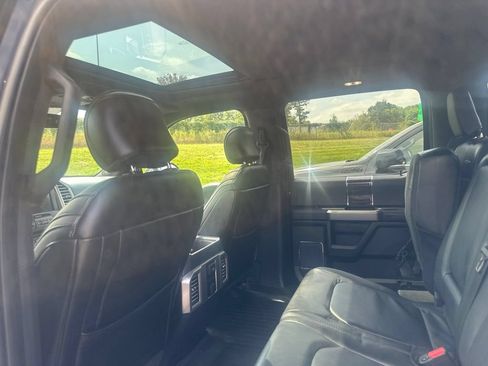 Used 2016 Ford F150 Platinum w/ Equipment Group 701A Luxury AWD/4WD image 37