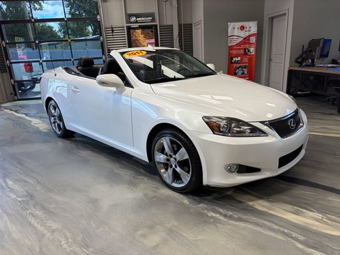 Used 2011 Lexus IS 250C RWD image 1