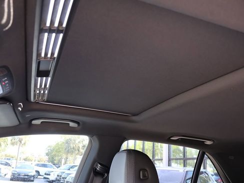 Used 2023 Mercedes-Benz GLE 450 4MATIC image 23