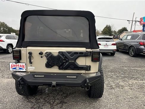 Used 2017 Jeep Wrangler Unlimited Sport w/ Quick Order Package 24S image 6