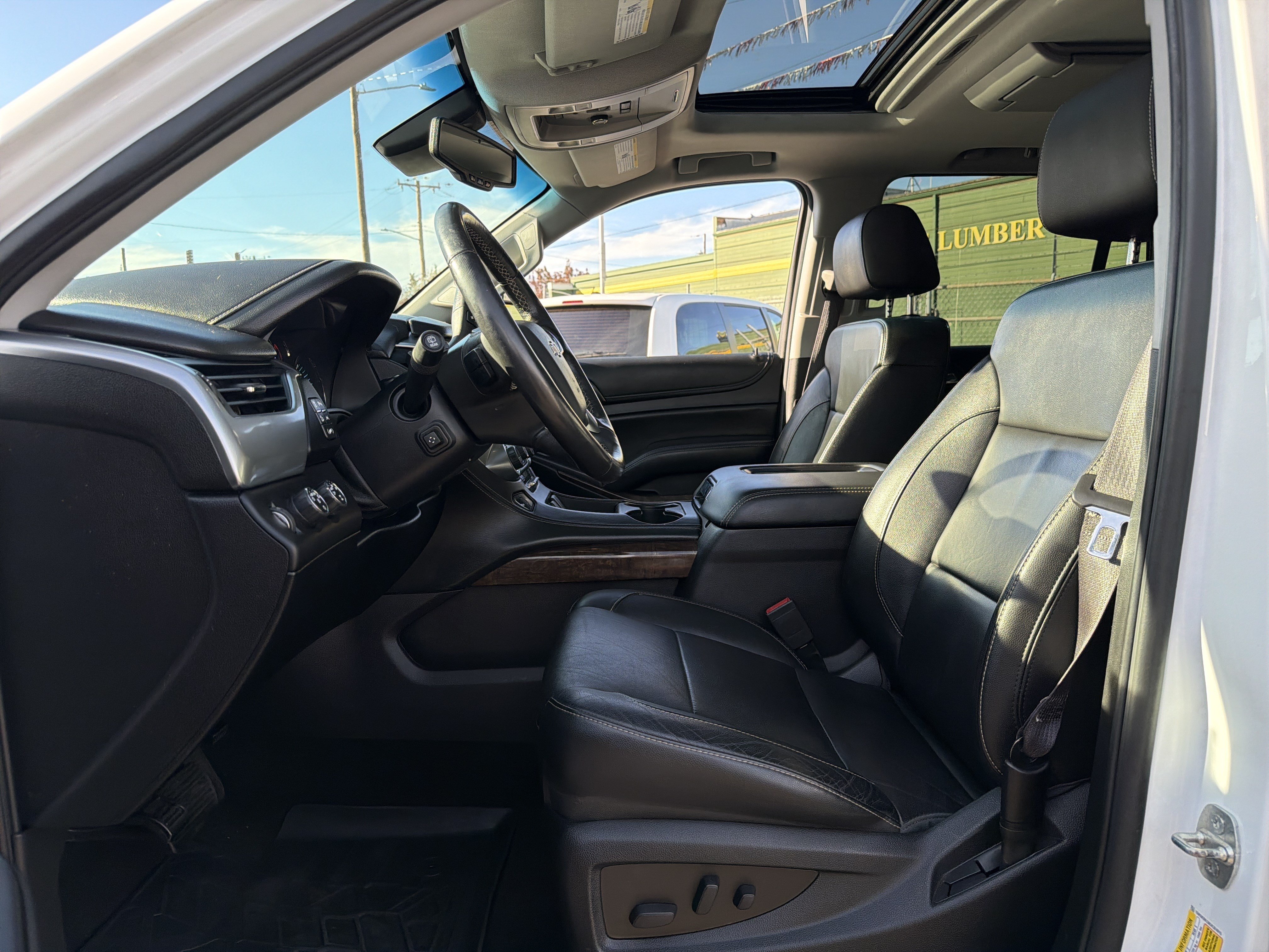 Used 2016 Chevrolet Tahoe LT AWD/4WD image 3