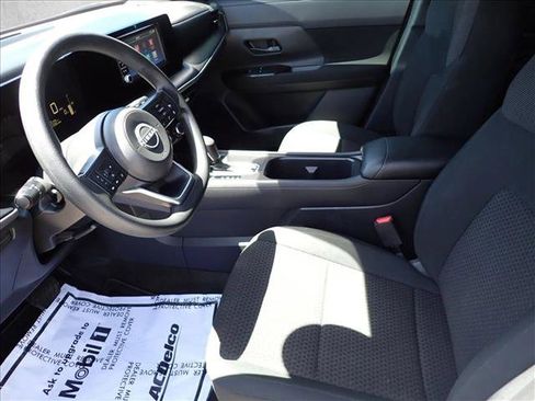 Used 2025 Nissan Kicks S AWD/4WD image 10