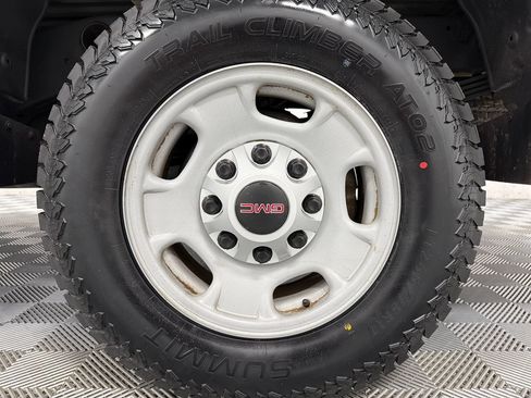 Used 2022 GMC Sierra 2500 Pro w/ Convenience Package AWD/4WD image 23