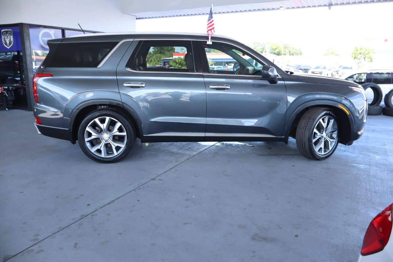 Used 2020 Hyundai Palisade SEL w/ Premium Package FWD image 6