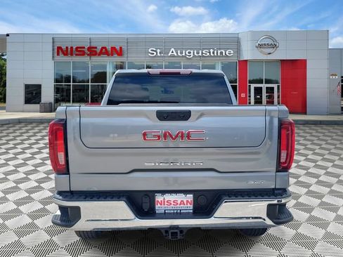 Used 2024 GMC Sierra 1500 SLT AWD/4WD image 3