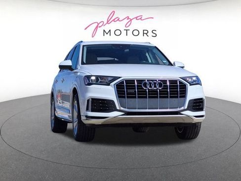Used 2021 Audi Q7 3.0T Premium w/ Convenience Package AWD/4WD image 3