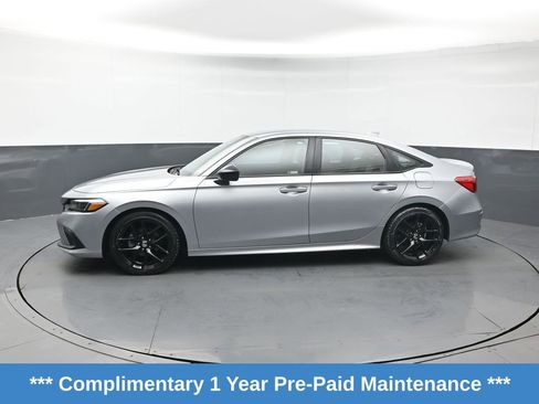 Used 2023 Honda Civic Sport image 2