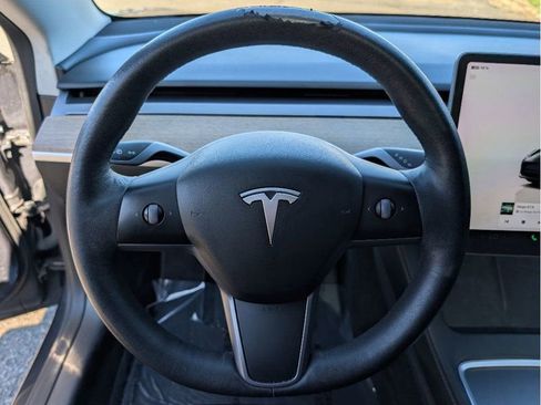 Used 2022 Tesla Model 3 Long Range AWD/4WD image 17