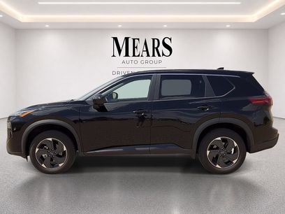 Used 2025 Nissan Rogue SV