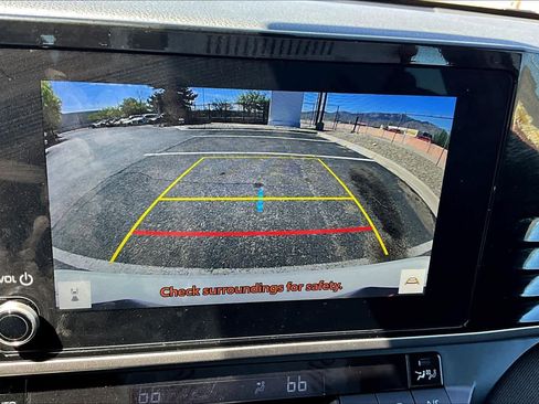 Used 2025 Toyota Camry LE image 28