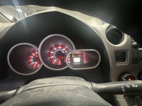 Used 2009 Toyota Matrix FWD image 14