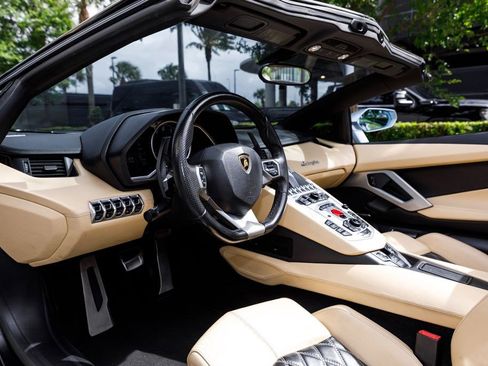 Used 2014 Lamborghini Aventador LP 700-4 AWD/4WD image 21