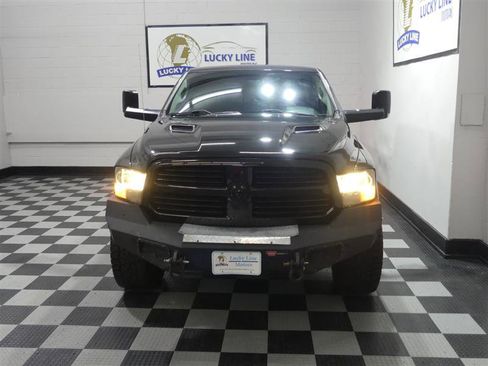 Used 2017 RAM 1500 Sport image 3