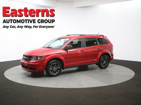 Used 2017 Dodge Journey SE w/ Flexible Seating Group image 57