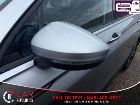 Used 2024 Volkswagen Tiguan S image 14