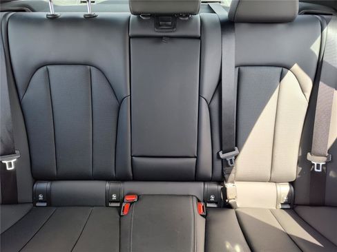 Certified 2023 BMW 330i Sedan w/ Premium Package image 25