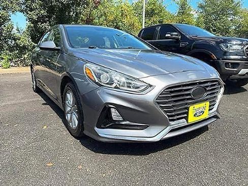 Used 2018 Hyundai Sonata ECO FWD image 3