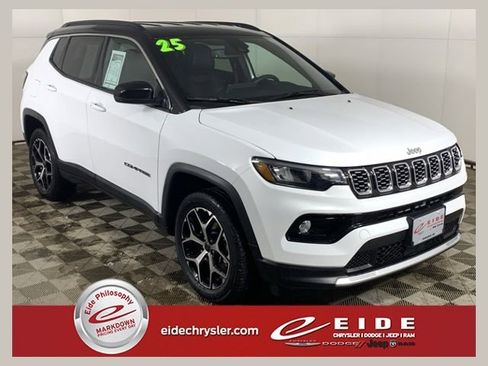 Used 2025 Jeep Compass Limited image 1