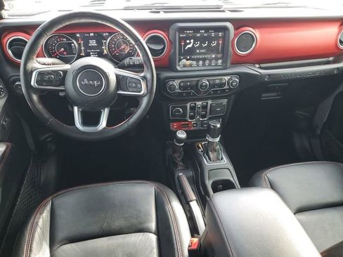 Used 2020 Jeep Wrangler Unlimited Rubicon w/ Uconnect 4C Nav & Sound Group AWD/4WD image 11