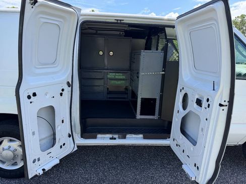 Used 2008 Ford E-250 and Econoline 250 RWD image 17