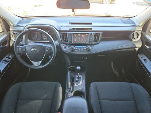 Used 2018 Toyota RAV4 Adventure image 15