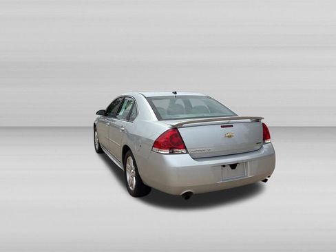 Used 2012 Chevrolet Impala LT FWD image 5