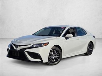 Used 2023 Toyota Camry SE video 1