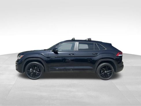 Certified 2023 Volkswagen Atlas Cross Sport SEL R-Line AWD/4WD image 2
