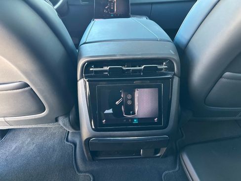 Used 2025 Cadillac Escalade IQ Luxury 2 w/ LPO, Radiant Package AWD/4WD image 18