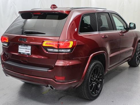 Used 2019 Jeep Grand Cherokee Altitude AWD/4WD image 11