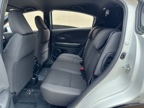 Used 2022 Honda HR-V Sport image 32