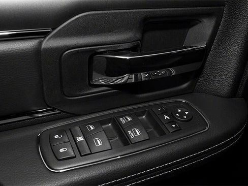 Used 2013 RAM 1500 Laramie Longhorn w/ Convenience Group AWD/4WD image 18