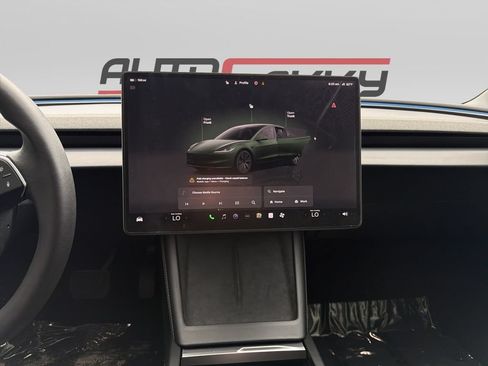 Used 2025 Tesla Model 3 Long Range RWD image 9