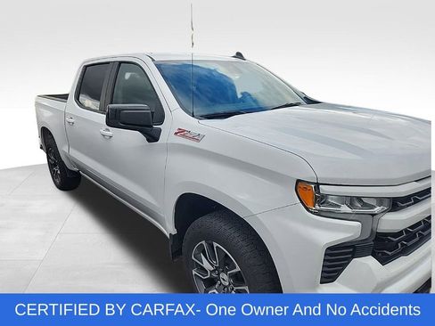 Used 2022 Chevrolet Silverado 1500 RST w/ Z71 Off-Road Package image 2
