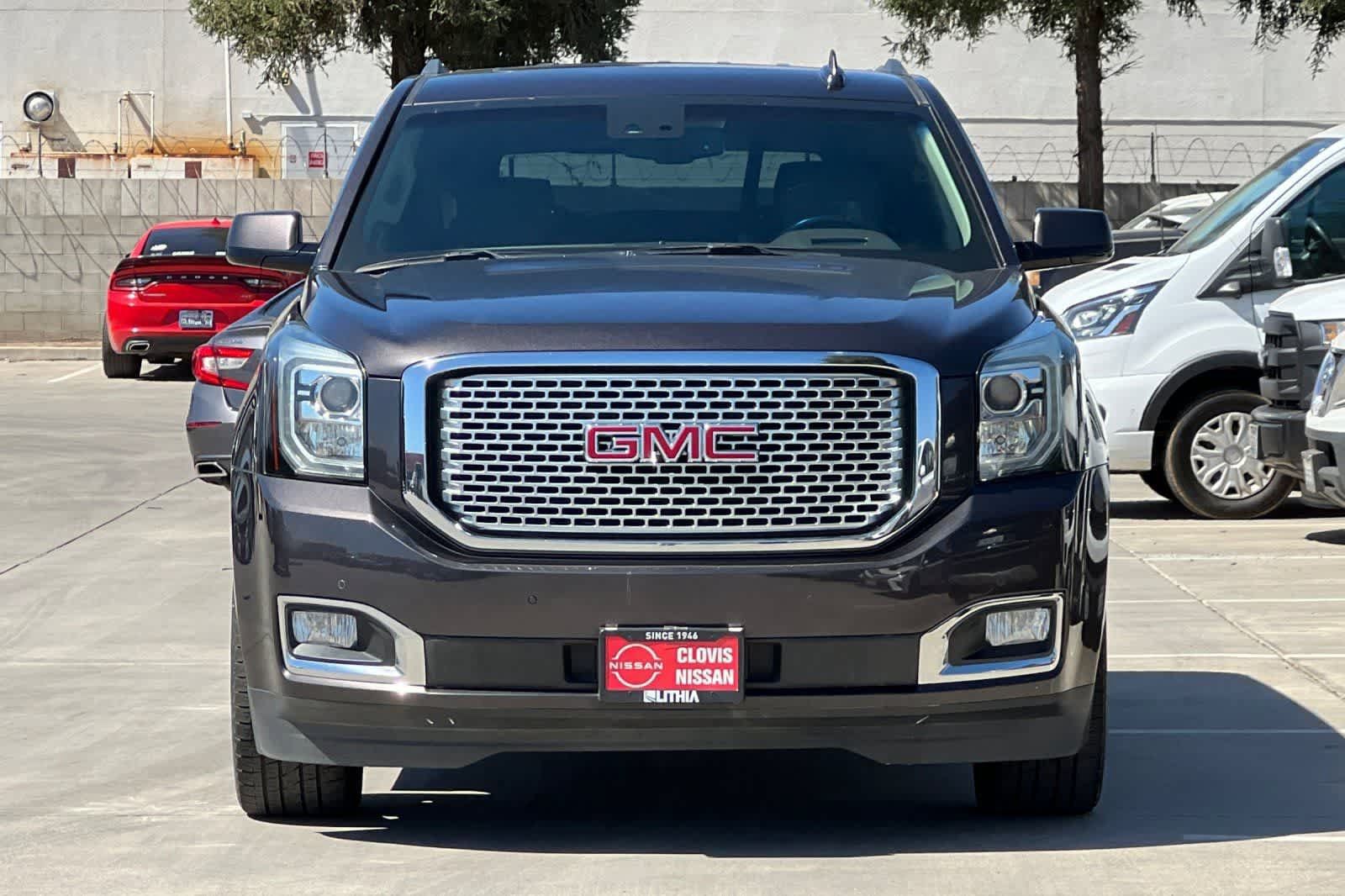 Used 2017 GMC Yukon Denali w/ Open Road Package RWD image 11