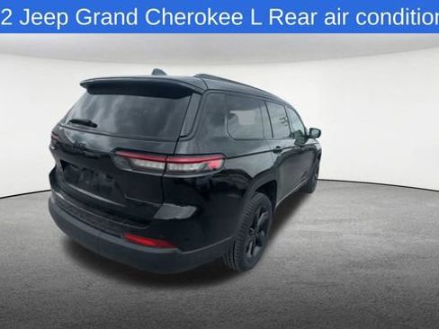 Used 2022 Jeep Grand Cherokee L Laredo AWD/4WD image 9