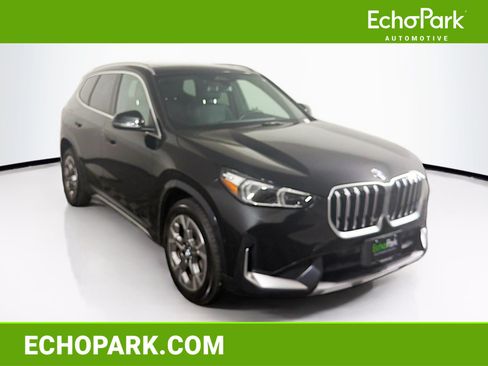 Used 2025 BMW X1 xDrive28i AWD/4WD image 1