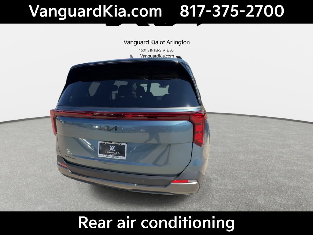 Used 2026 Kia Carnival SX w/ SX Dark Edition Package FWD image 9