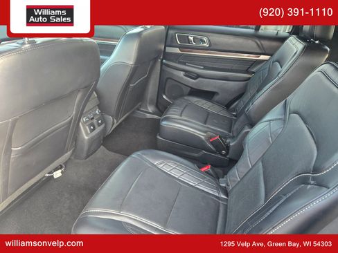 Used 2019 Ford Explorer Platinum image 14