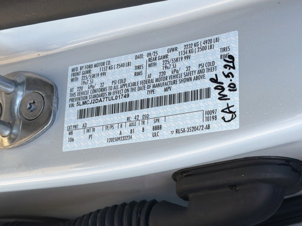 Used 2026 Lincoln Corsair Reserve AWD/4WD image 34