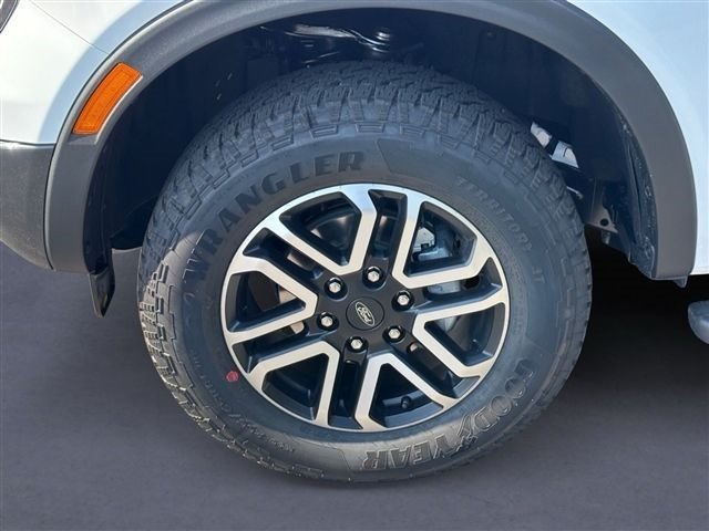 New 2026 Ford Ranger Lariat w/ FX4 Off-Road Package AWD/4WD image 9