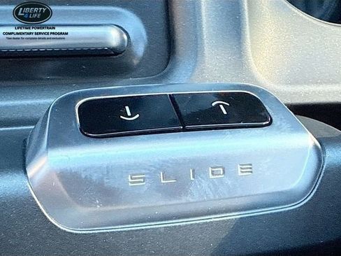 New 2025 Ford Expedition Max Platinum w/ Platinum Ultimate Package image 38