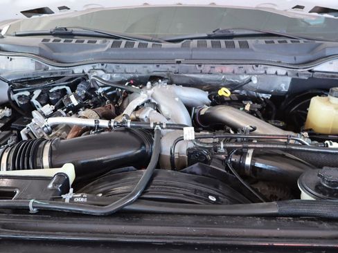 Used 2021 Ford F250 Platinum w/ FX4 Off-Road Package image 49