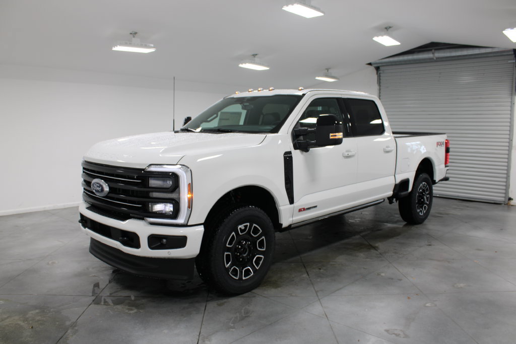 New 2026 Ford F250 Platinum AWD/4WD image 3