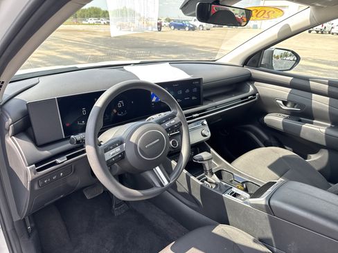 Used 2025 Hyundai Tucson SEL image 9