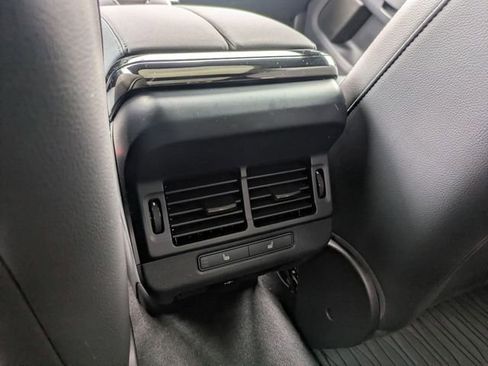 Used 2026 Land Rover Range Rover Evoque S image 13