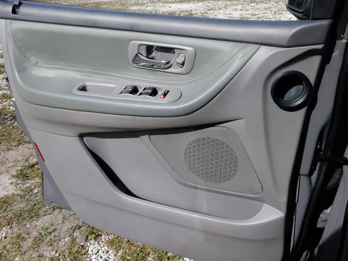 Used 2000 Honda Odyssey EX image 35